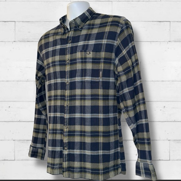 Eddie Bauer Men’s Classic Fit Plaid Flannel Button-Down Shirt L 100% Cotton - Picture 2 of 11